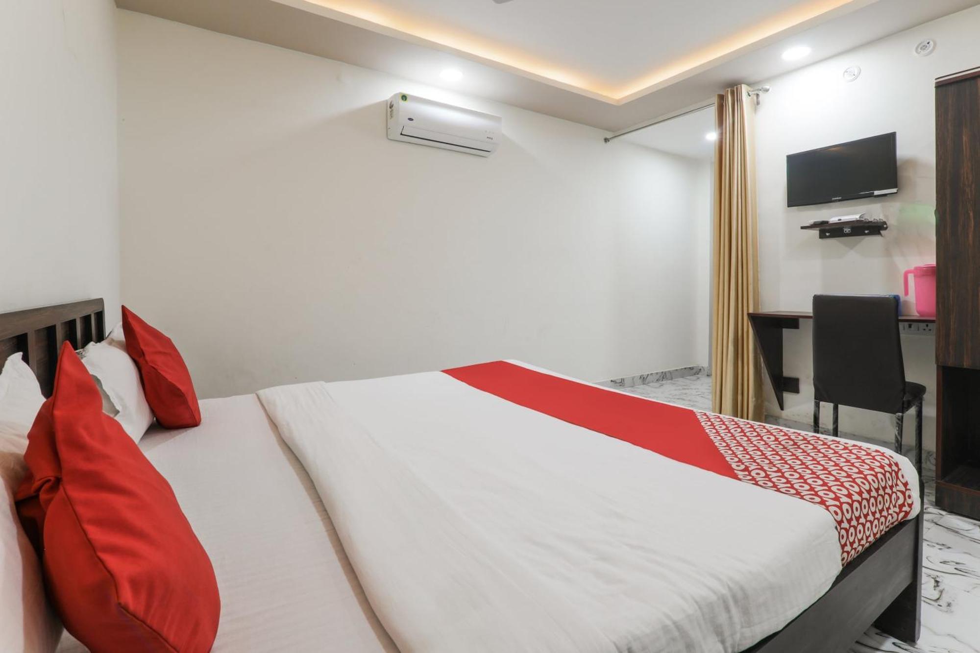 Hotel O Aastha Near Chaudhary Charan Singh International Airport Bijnaur Luaran gambar